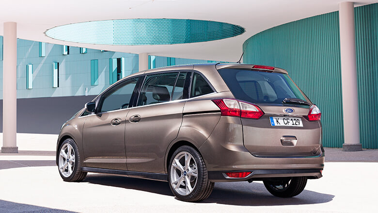 Ford C-MAX lleno