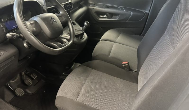 CITROEN BERLINGO 3 PLAZAS. lleno