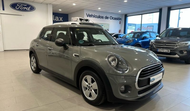 MINI ONE 15. 100 CV lleno
