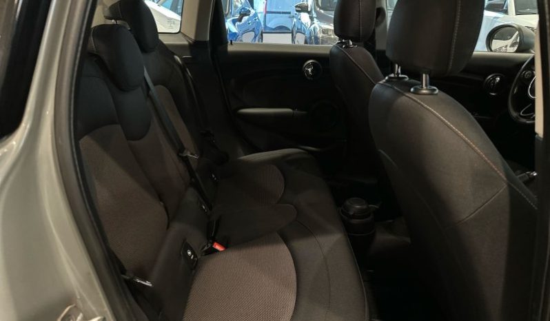 MINI ONE 15. 100 CV lleno