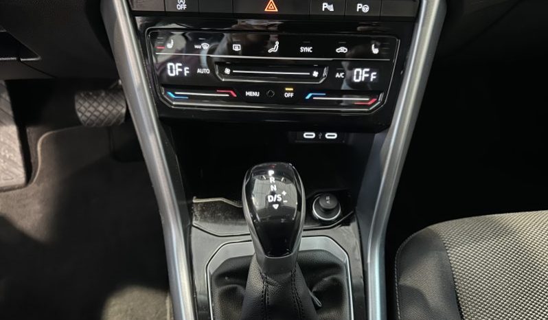 VOLKSWAGEN T-ROC 1.5 TSI 150 CV  AUTOMATICO lleno