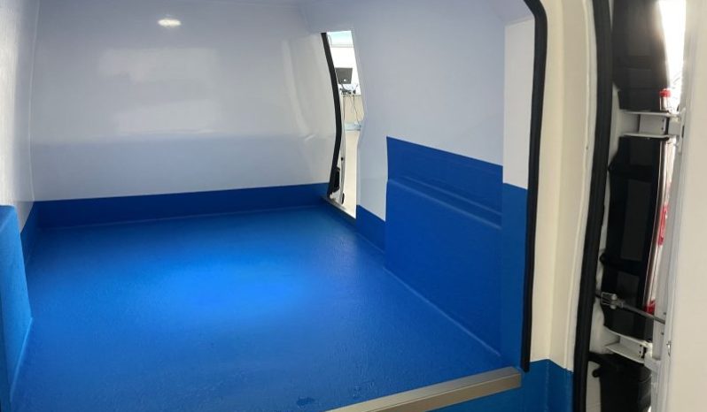RENAULT KANGOO MAXI ISOTERMO EN FABRICACION lleno