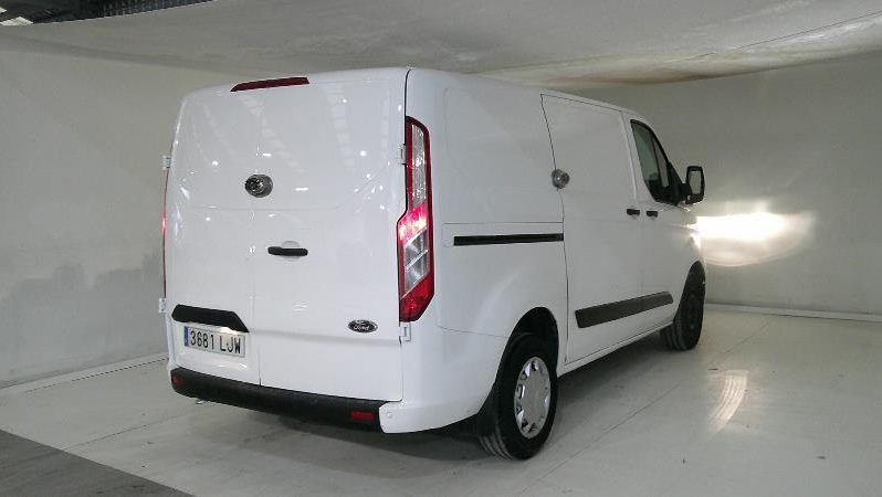 FORD TRANSIT CUSTOM 2.0 HIBRIDO 130CV. lleno