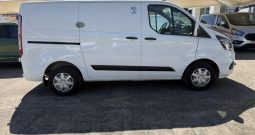 FORD T. CUSTOM HIBRIDO 130 CV. ISOTERMO REFORZADO.