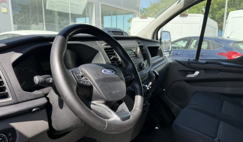FORD T. CUSTOM HIBRIDO 130 CV. ISOTERMO REFORZADO. lleno