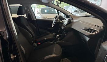 PEUGEOT 208 1.2 82 CV STYLE lleno