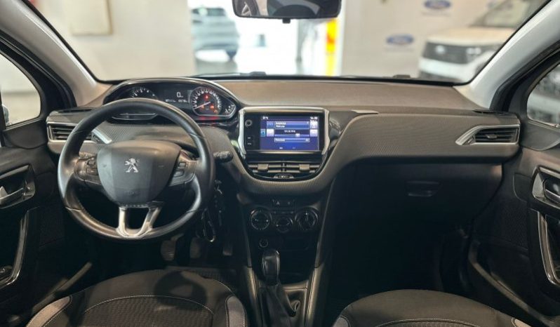 PEUGEOT 208 1.2 82 CV STYLE lleno
