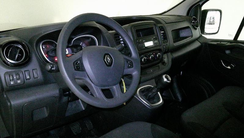 RENAULT TRAFIC L2 2.0 145 CV. ISOTERMO REFORZADO. lleno