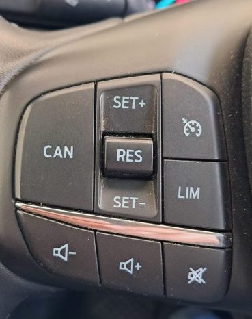 FORD FOCUS 155 CV ACTIVE ECOBOOST lleno