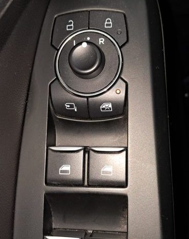FORD FOCUS 155 CV ACTIVE ECOBOOST lleno