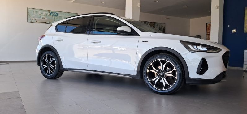 FORD FOCUS 155 CV ACTIVE ECOBOOST lleno